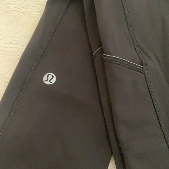 Lululemon leggings - Picture 2 of 9